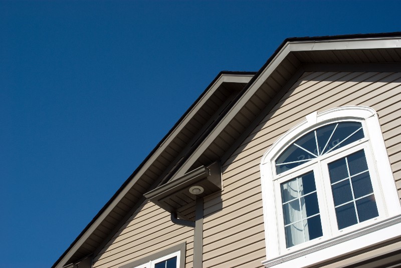 8 Clear Signs Your Home’s Siding is Due for Replacement